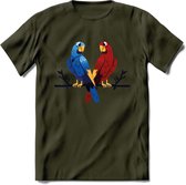 Lovebirds - Valentijn T-Shirt | Grappig Valentijnsdag Cadeautje voor Hem en Haar | Dames - Heren - Unisex | Kleding Cadeau | - Leger Groen - M