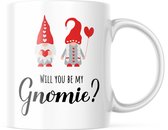Valentijn Mok met tekst: will you be my gnomie | Valentijn cadeau | Valentijn decoratie | Grappige Cadeaus | Koffiemok | Koffiebeker | Theemok | Theebeker