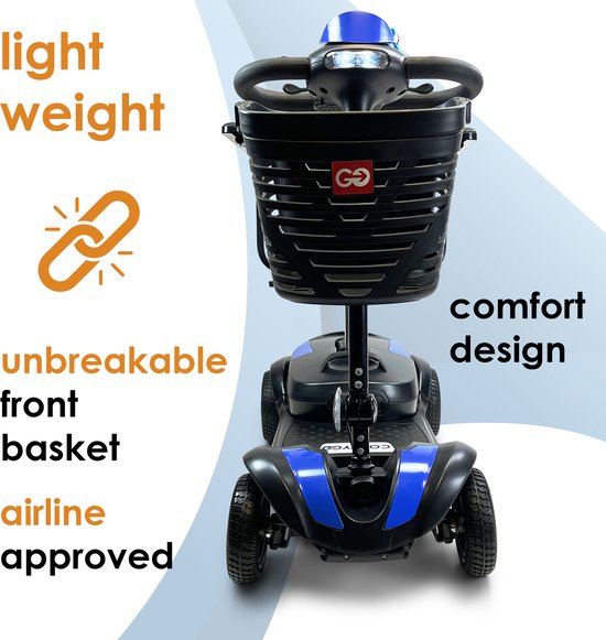 Zwarte scootmobiel met blauwe accenten, grote mand aan de voorkant, 'light weight' en 'unbreakable front basket'.