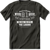81 Jaar Legend T-Shirt | Zilver - Wit | Grappig Verjaardag en Feest Cadeau | Dames - Heren - Unisex | Kleding Kado | - Donker Grijs - XL