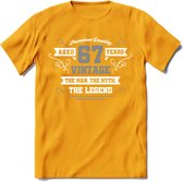 67 Jaar Legend T-Shirt | Zilver - Wit | Grappig Verjaardag en Feest Cadeau | Dames - Heren - Unisex | Kleding Kado | - Geel - XXL