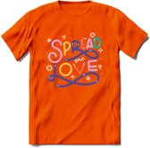 Spread Love | Pride T-Shirt | Grappig LHBTIQ+ / LGBTQ / Gay / Homo / Lesbi Cadeau Shirt | Dames - Heren - Unisex | Tshirt Kleding Kado | - Oranje - L