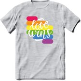 Love Wins | Pride T-Shirt | Grappig LHBTIQ+ / LGBTQ / Gay / Homo / Lesbi Cadeau Shirt | Dames - Heren - Unisex | Tshirt Kleding Kado | - Licht Grijs - Gemaleerd - S