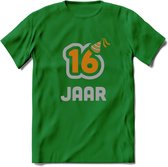 16 Jaar Feest T-Shirt | Goud - Zilver | Grappig Verjaardag Cadeau Shirt | Dames - Heren - Unisex | Tshirt Kleding Kado | - Donker Groen - M