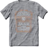 60 Jaar Legendarisch Gerijpt T-Shirt | Oranje - Grijs | Grappig Verjaardag en Feest Cadeau Shirt | Dames - Heren - Unisex | Tshirt Kleding Kado | - Donker Grijs - Gemaleerd - M