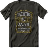 80 Jaar Legendarisch Gerijpt T-Shirt | Geel - Grijs | Grappig Verjaardag en Feest Cadeau Shirt | Dames - Heren - Unisex | Tshirt Kleding Kado | - Donker Grijs - 3XL