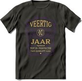 40 Jaar Legendarisch Gerijpt T-Shirt | Paars - Ivoor | Grappig Verjaardag en Feest Cadeau Shirt | Dames - Heren - Unisex | Tshirt Kleding Kado | - Donker Grijs - 3XL
