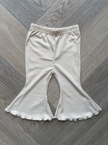 Broek baby meisjes - flared - wijde pijpen - rib - legging - broekje - abrikoos - maat 80 - newborn kleding - babykleding - baby meisje cadeau