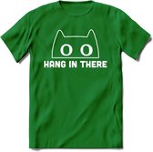 Hang In There - Katten T-Shirt Kleding Cadeau | Dames - Heren - Unisex | Kat / Dieren shirt | Grappig Verjaardag kado | Tshirt Met Print | - Donker Groen - L