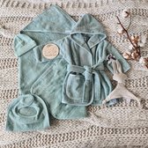 Gioia Giftbox essentials large stone green - Jongen - Meisje - Unisex - Babygeschenkset - Kraamcadeau - Baby cadeau - Kraammand - Babyshower cadeau