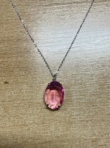 Akyol - ketting - zilveren ketting - edelstenen ketting - edelsteen - roze edelsteen - roze - steen - ketting met een hanger - collier - accessoires - sieraden - vrouwen ketting -