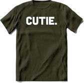 Cutie - Valentijn T-Shirt | Grappig Valentijnsdag Cadeautje voor Hem en Haar | Dames - Heren - Unisex | Kleding Cadeau | - Leger Groen - XXL
