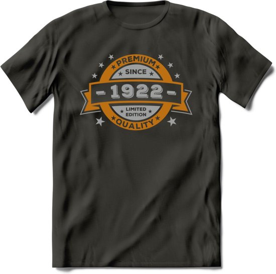 Premium Since 1922 T-Shirt | Goud - Zilver | Grappig Verjaardag Kleding Cadeau Shirt | Dames - Heren - Unisex Tshirt | - Donker Grijs - 3XL