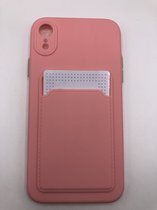 Hoogwaardige TPU back cover - Geschikt voor iPhone XR - met vakje voor pasje - Siliconen back cover - Roze