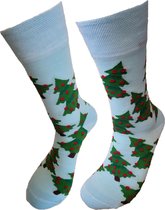 Verjaardag cadeau - Kerst - Grappige sokken - Kerstbomen sokken - Leuke sokken - Vrolijke sokken – Valentijn Cadeau - Luckyday Socks - Cadeau sokken - Socks waar je Happy van wordt