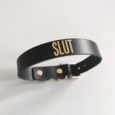 PROVOCATEUR - Leren BDSM Halsband met tekst "Slut" - collar - BDSM collar - bondage halsband voor sub - slaven halsband - sexy cadeau - kinky halsband - voor vrouwen - echt leer zwart met goud