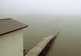 Dibond - Zee / Water - Pier in wit / beige - 120 x 180 cm.