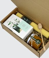 "I care about you" giftbox / cadeau / bio thee / honing / bijenwaskaars / duurzaam / wellness pakket