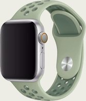 Siliconen Apple Watch Sportbandje met gaatjes - Groen - 42/44/45 mm - Series 1 2 3 4 5 6 SE 7 - Geschikt voor Apple Watch