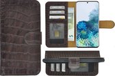 Geschikt voor Samsung Galaxy S20 Hoesje - Bookcase Hoesje - S20 Wallet Book Case Echt Leer Croco Chocoladebruin Cover