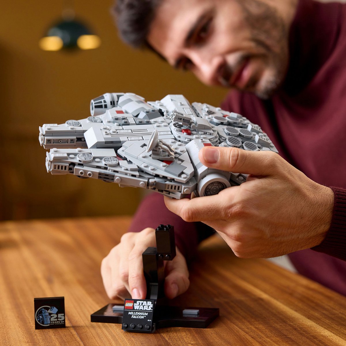 LEGO Star Wars Millennium Falcon™ - 75375 — afbeelding 18