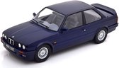 Het 1:18 Diecast model van de BMW 325I E30 M-Paket 2 van 1988 in Dark Blue Metallic. De fabrikant van het schaalmodel is KK Scale.This model is alleen online beschikbaar