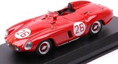 De 1:43 Diecast Modelauto van de Ferrari 750 Monza Spider #26 van de 12H Sebring van 1955. De rijders waren A. De Portago en U. Maglioli. De fabrikant van het schaalmodel is Art Model. Dit model is alleen online verkrijgbaar.