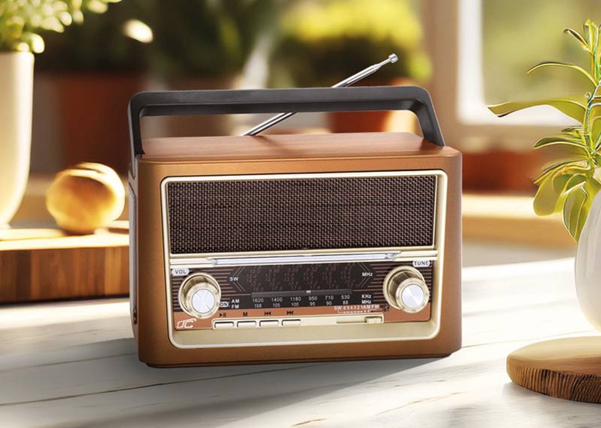 LTC - Draagbare radio, Bluetooth, FM/AM/SW, USB, LXLTC118UBT