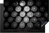 KitchenYeah® Inductie beschermer 80.2x52.2 cm - Wijnvaten in een wijnkelder - zwart wit - Kookplaataccessoires - Afdekplaat voor kookplaat - Inductiebeschermer - Inductiemat - Inductieplaat mat