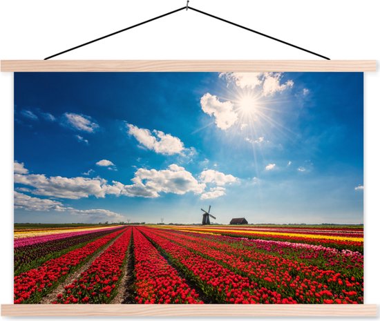 Posterhanger incl. Poster - Schoolplaat - Indrukwekkend tulpenveld in Nederland - 150x100 cm - Blanke latten