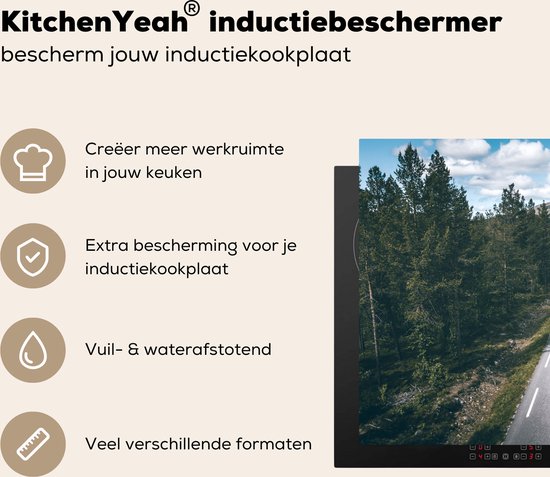 KitchenYeah® Inductie beschermer 77x51 cm - Eenzaam in de bossen van Noorwegen - Kookplaataccessoires - Afdekplaat voor kookplaat - Inductiebeschermer - Inductiemat - Inductieplaat mat