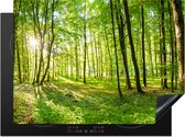 KitchenYeah® Inductie beschermer 70x52 cm - Natuur - Bomen - Bos - Groen - Zonlicht - Kookplaataccessoires - Afdekplaat voor kookplaat - Inductiebeschermer - Inductiemat - Inductieplaat mat
