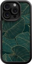 Casimoda® hoesje - Geschikt voor iPhone 14 Pro - Monstera Leaves - Effen telefoonhoesje met lensbescherming - TPU - Backcover - Groen