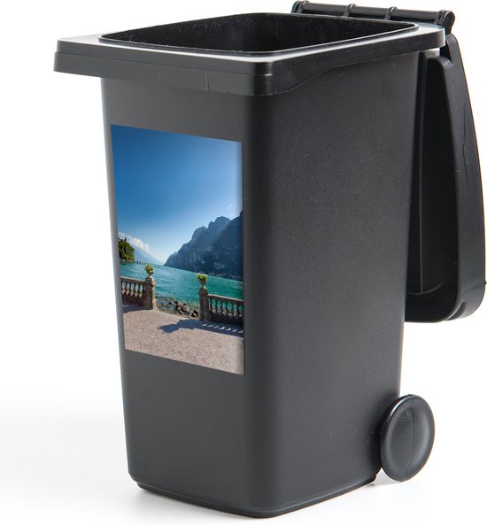 Container sticker Het Gardameer - Promenade in het Gardameer Klikosticker - 40x60 cm - kliko sticker - weerbestendige containersticker