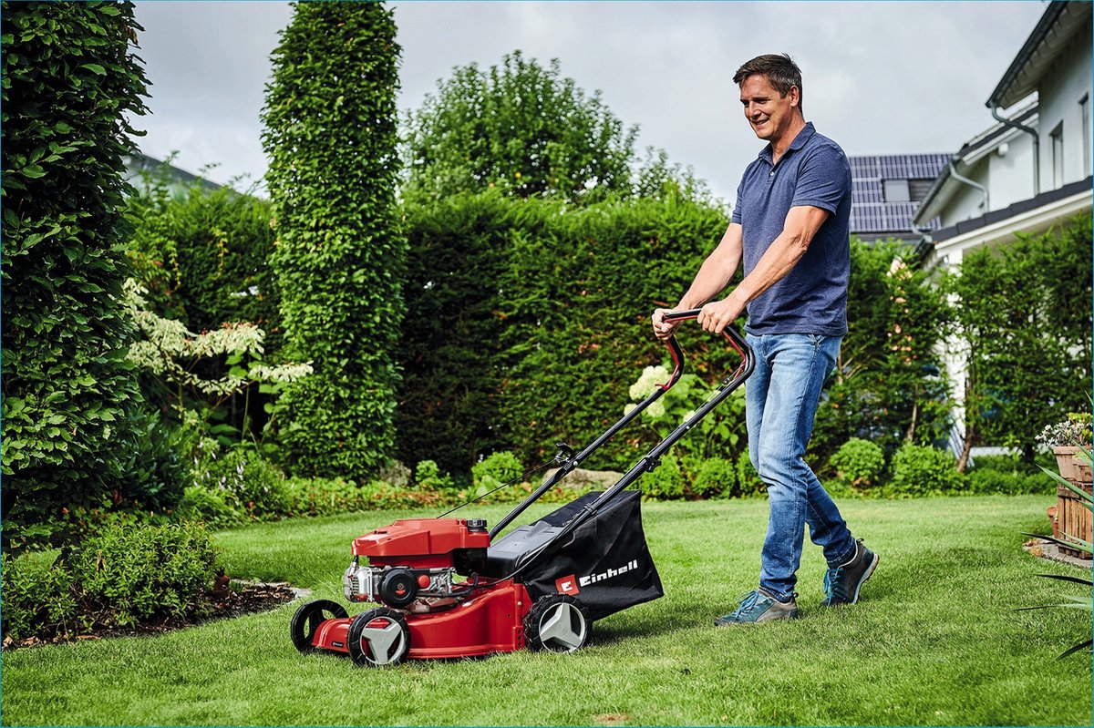 Einhell Benzine Grasmaaier GC-PM 40/2 - 132 cm³ - 2 kW - 4-takt - Maaibreedte: 40 cm - Aanbevolen gazonoppervlakte: tot 800 m² - 45 L opvangbak - Maaihoogte: 25-60 mm – foto 8