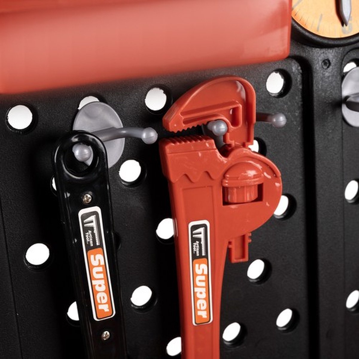 Playos® - Speelgoedwerkbank - Rood / Zwart - met Boormachine - Gereedschap - Klussen - Rollenspel Speelgoed - Educatief Speelgoed - Speelgoed Gereedschap - Werktafel - Werkbank -Bouwset — afbeelding 9