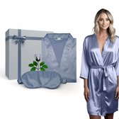 Moondrops - Giftset vrouw - Satijn - 3-delig - Kimono - Slaapmasker - Roos - Cadeau voor vrouw - Inclusief geschenkdoos - Blauw