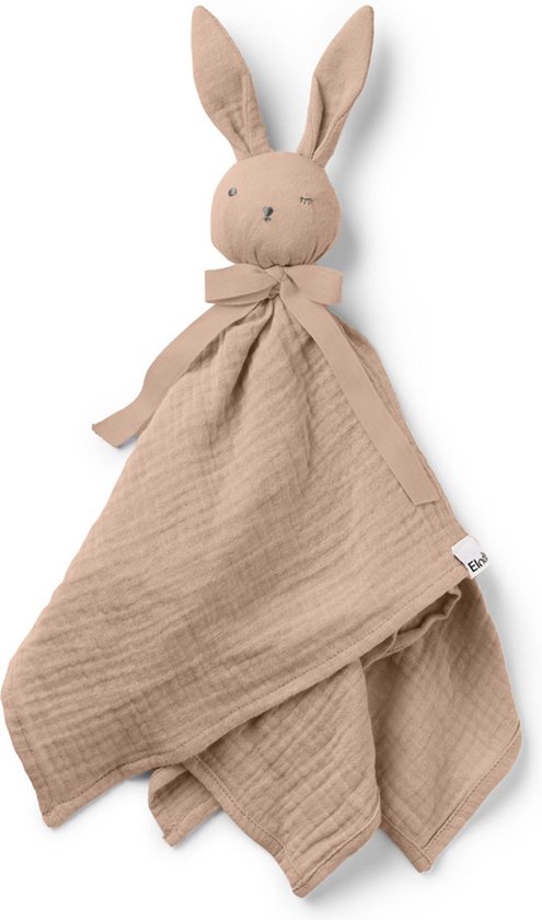 Zachtroze hydrofiel knuffeldoekje in de vorm van een konijn, met geborduurde oogjes en een strikje.