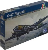 1:72 Italeri 0127 Douglas C-47 Skytrain Plane Plastic Modelbouwpakket