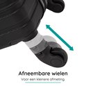 Close-up van afneembare wielen van een zwarte koffer met pijlen die de beweging aanduiden en de tekst 'Afneembare wielen Voor een kleinere afmeting'.