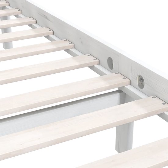 vidaXL Bedframe massief grenenhout wit 140x200 cm, bed, ledikant, massief houten bedframe, bedbodem, bed frame, slaapmeubel, tweepersoonsbed, bedden