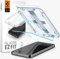 Une boîte de protecteurs d'écran Spigen Glas.tr EZ Fit pour smartphone, avec un kit d'installation et un téléphone mis en avant.