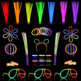 Partizzle Glowsticks Feestpakket - Met Feestbrillen - Glow in the dark Party - Verjaardag, Festival en Neon Feest Versiering - 7 Kleuren Breekstaafjes - XL Set