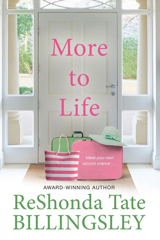 Boek "More to Life" met in het midden een roze koffer, een groene koffer en een gestreepte tas met de tekst "Maak je eigen tweede kans".