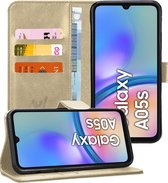 Hoesje geschikt voor Samsung Galaxy A05s - Portemonnee Book Case Goud