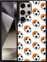 Cazy Hardcase Hoesje geschikt voor Samsung Galaxy S24 Ultra Soccer Ball Orange