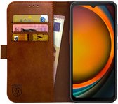 Rosso Element Book Case Wallet Hoesje Geschikt voor Samsung Galaxy Xcover 7 | Portemonnee | 3 Pasjes | Magneetsluiting | Stand Functie | Bruin