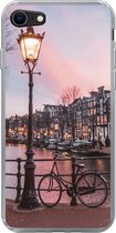 Geschikt voor iPhone 8 hoesje - Amsterdam in de schemering - Siliconen Telefoonhoesje