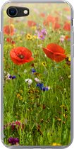 Geschikt voor iPhone SE 2020 hoesje - Lente - Bloemen - Rood - Klaproos - Gras - Groen - Siliconen Telefoonhoesje