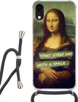 Hoesje met koord Geschikt voor iPhone XR - Mona Lisa - Quote - Da Vinci - Siliconen - Crossbody - Backcover met Koord - Telefoonhoesje met koord - Hoesje met touw